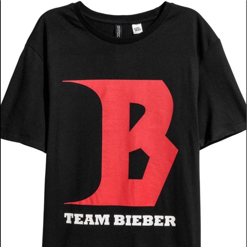 Team Bieber T-Shirt NWOT
